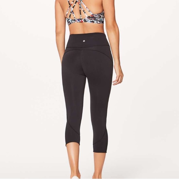 Lululemon in movement crop 19” 6 - Picture 1 of 4